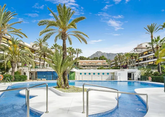 Minimalist Flat In The Heart Of The Costa Del Sol